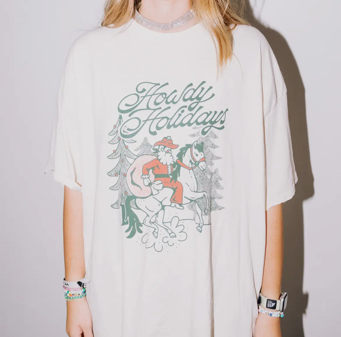 Howdy Holidays off white graphic tee