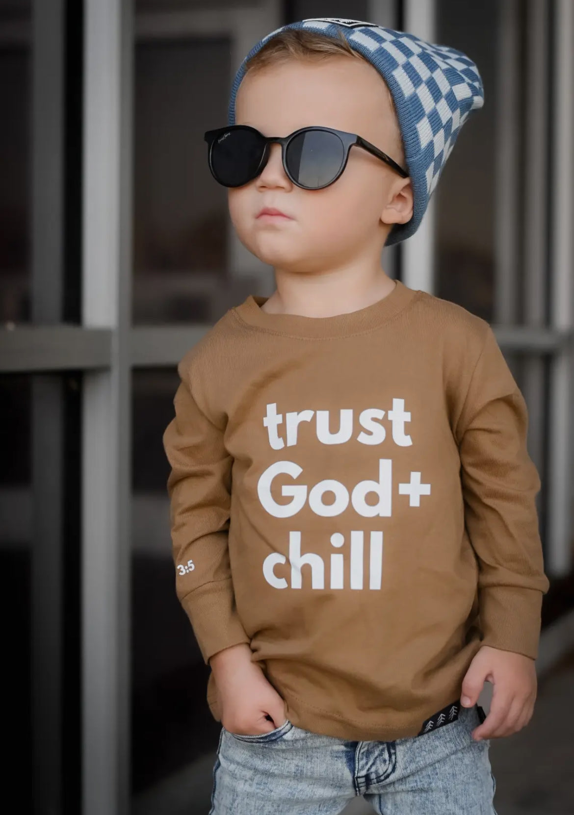 trust God + chill tee