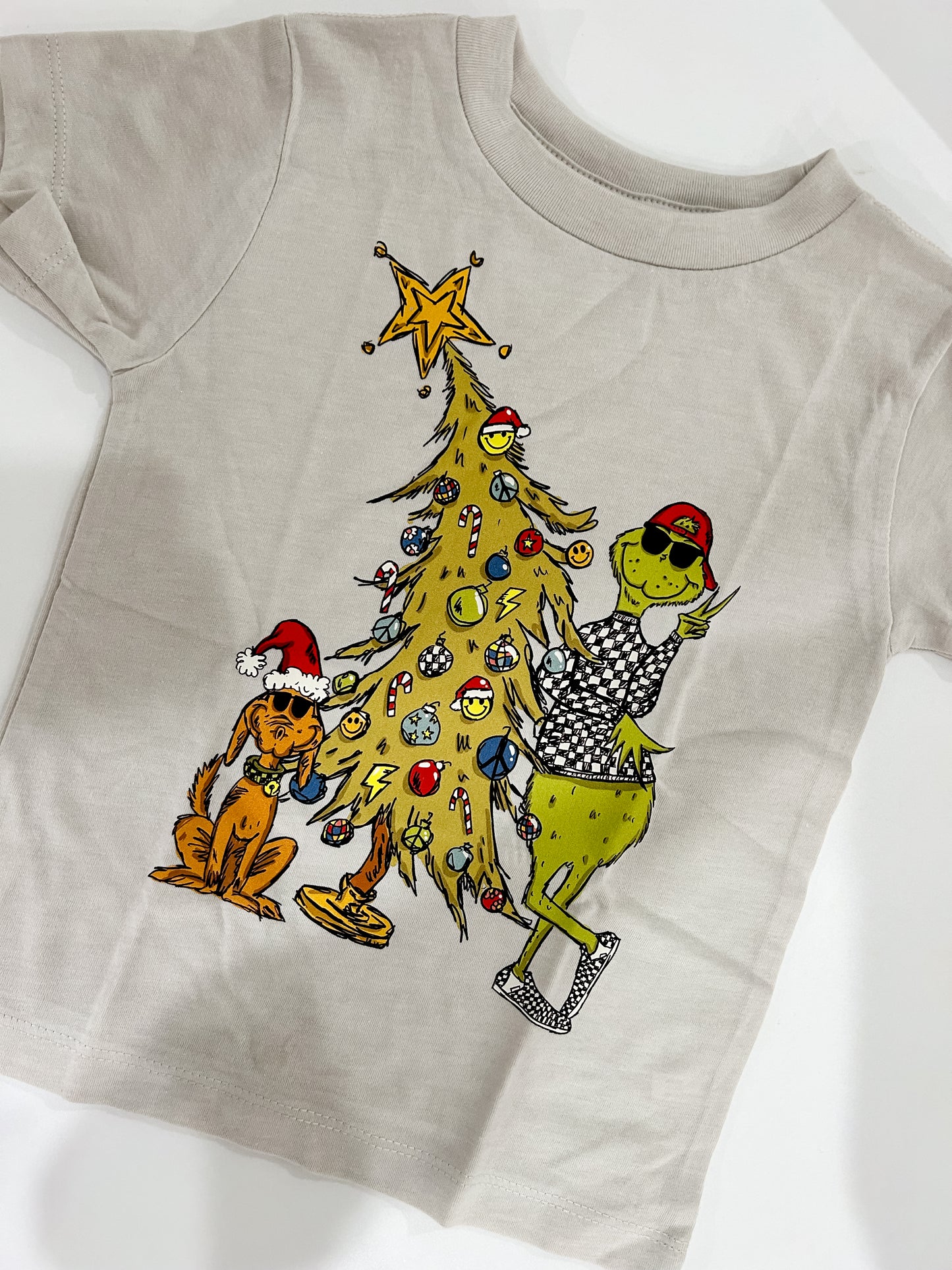 Grinch tee